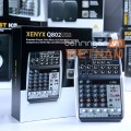 Mixer Behringer XENYX Q802USB