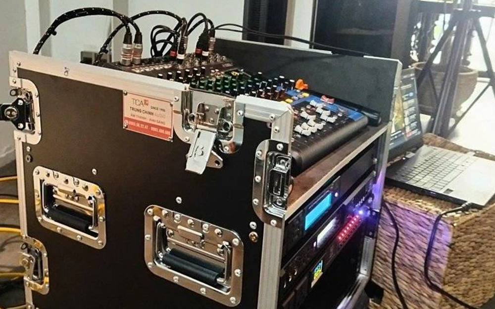 Bàn trộn Mixer Yamaha MG12XU